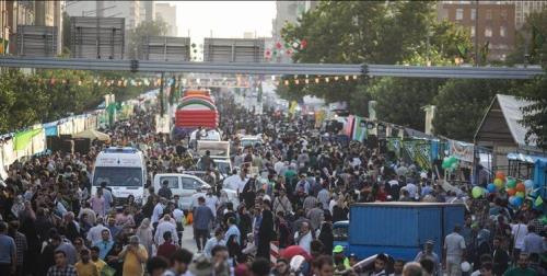 از امام حسین تا آزادی برگزاری جشن در سیاسی ترین خیابان های تهران