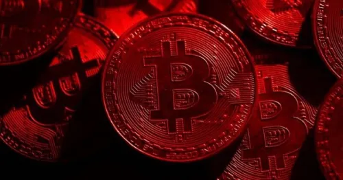 بیتکوین به پایین ترین قیمت یک ساله رسید