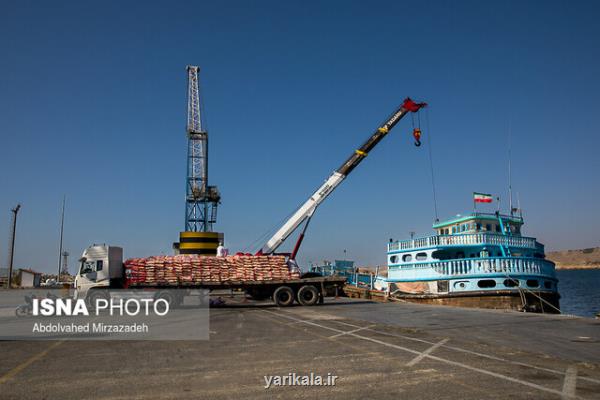 نگاه ویژه دولت بر توزیع متوازن كالاهای اساسی از بنادر جنوبی